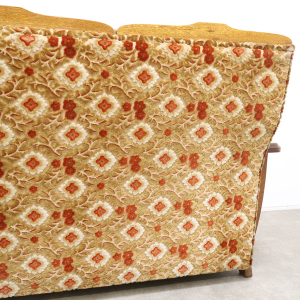 レトロな金華山織の3人掛けソファ