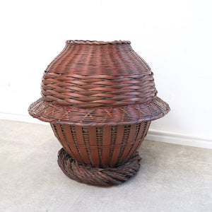 古い牡丹籠・竹籠（花器）