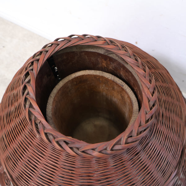 古い牡丹籠・竹籠（花器）