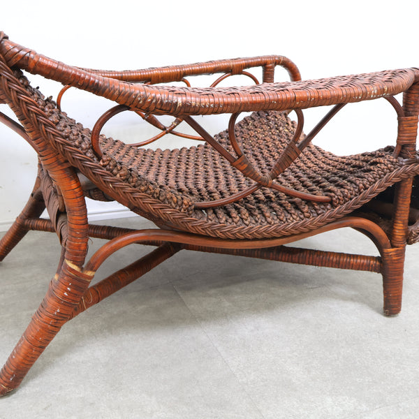 ヴィンテージ のラタンリクライニングチェア