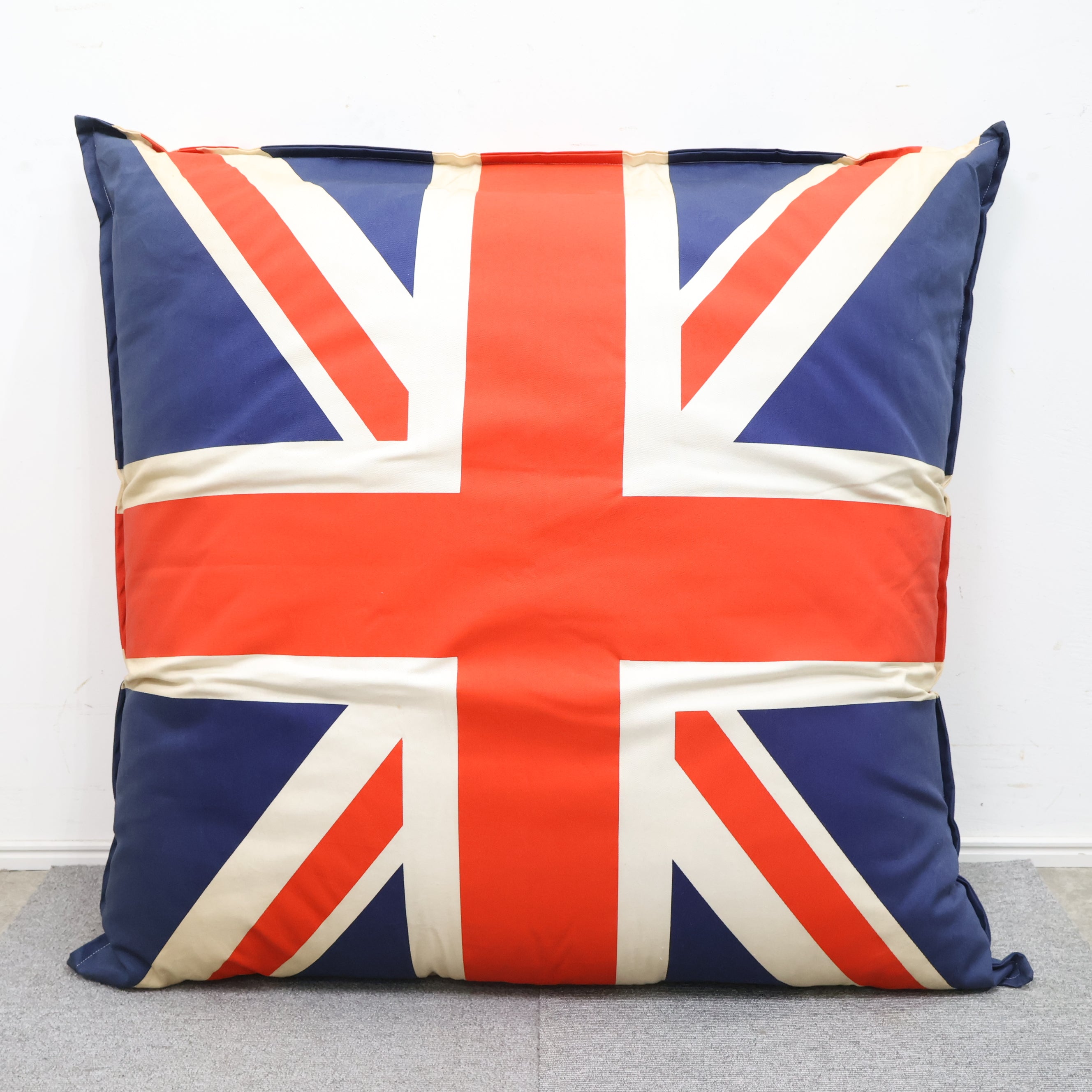 ユニオンジャック柄・特大クッション – バナルオンラインショップ