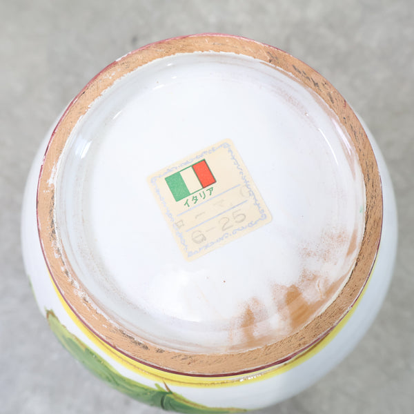 イタリア製の陶器製フラワーベース