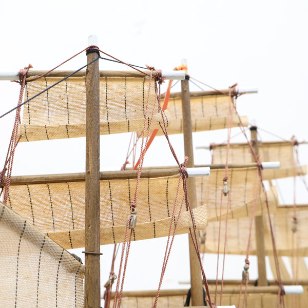 バウンティ号の帆船模型