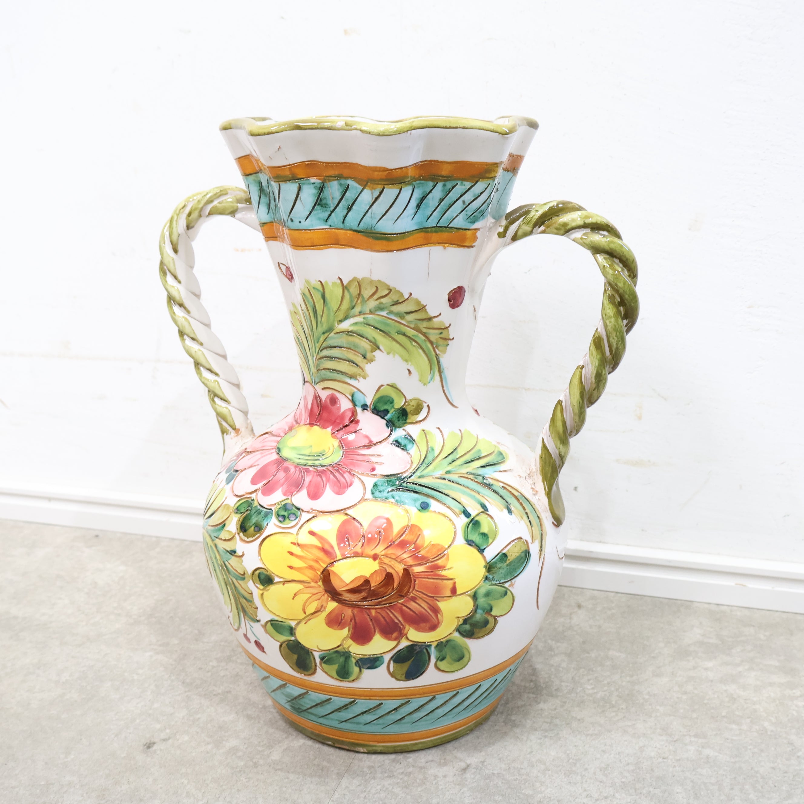 ハンドメイドのイタリア製フラワーベース – バナルオンラインショップ