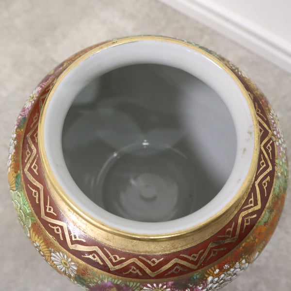 九谷焼の花瓶・壺