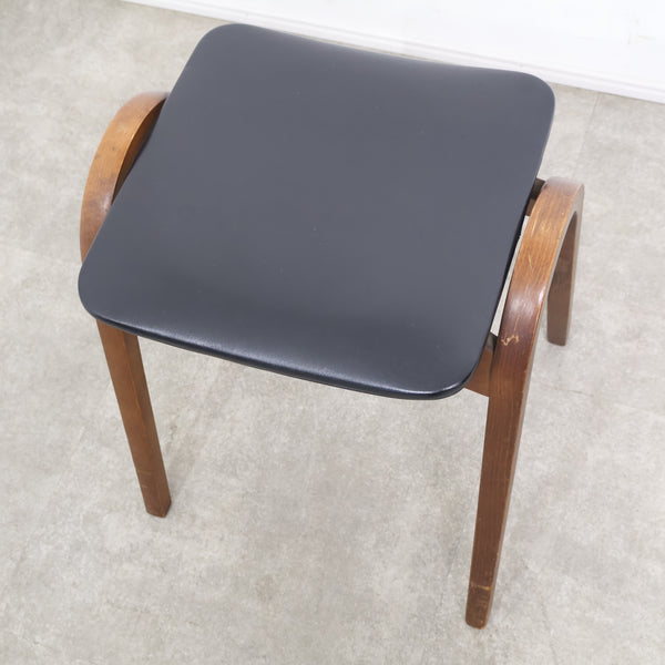 秋田木工「剣持勇」デザインのヴィンテージスツール No.1