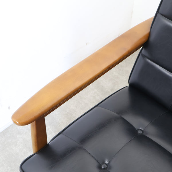 カリモク60 Kチェア 2シーター（スタンダードブラック）