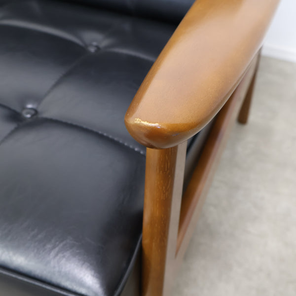 カリモク60 Kチェア 2シーター（スタンダードブラック）