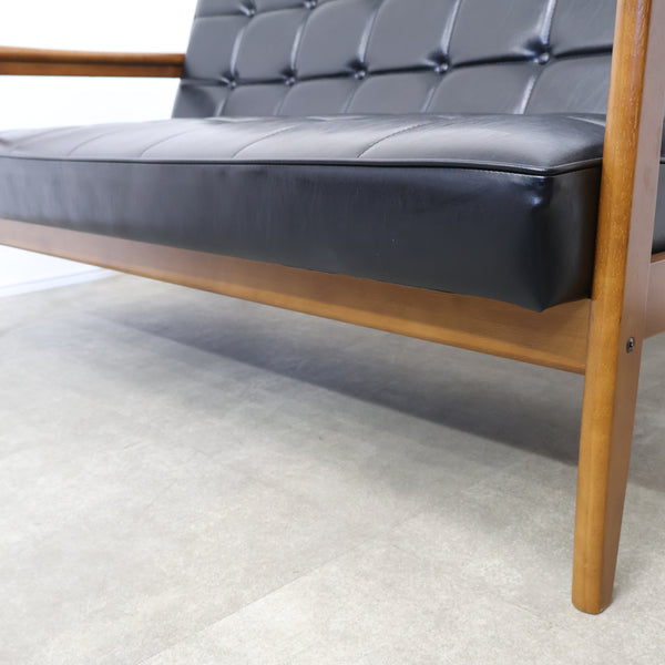 カリモク60 Kチェア 2シーター（スタンダードブラック）