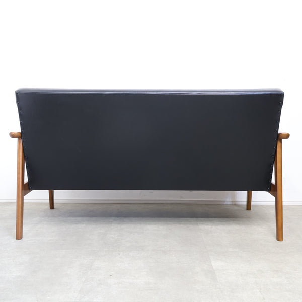 カリモク60 Kチェア 2シーター（スタンダードブラック）