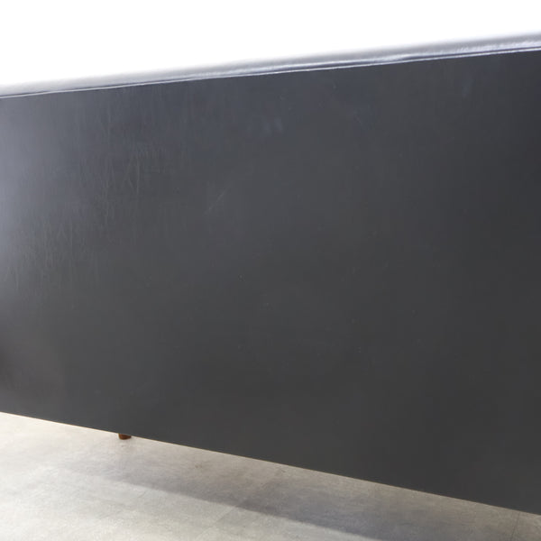 カリモク60 Kチェア 2シーター（スタンダードブラック）