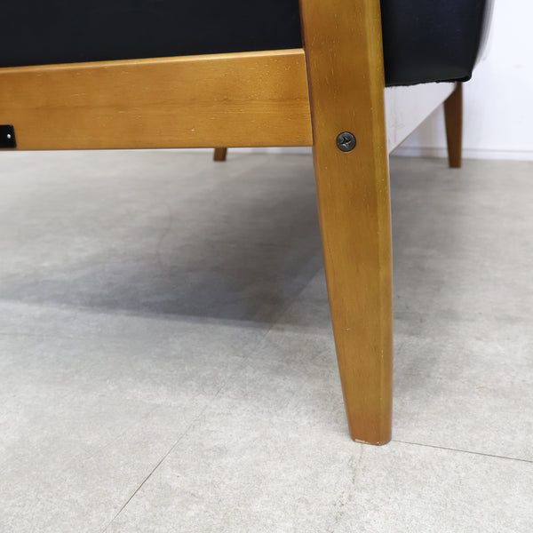 カリモク60 Kチェア 2シーター（スタンダードブラック）