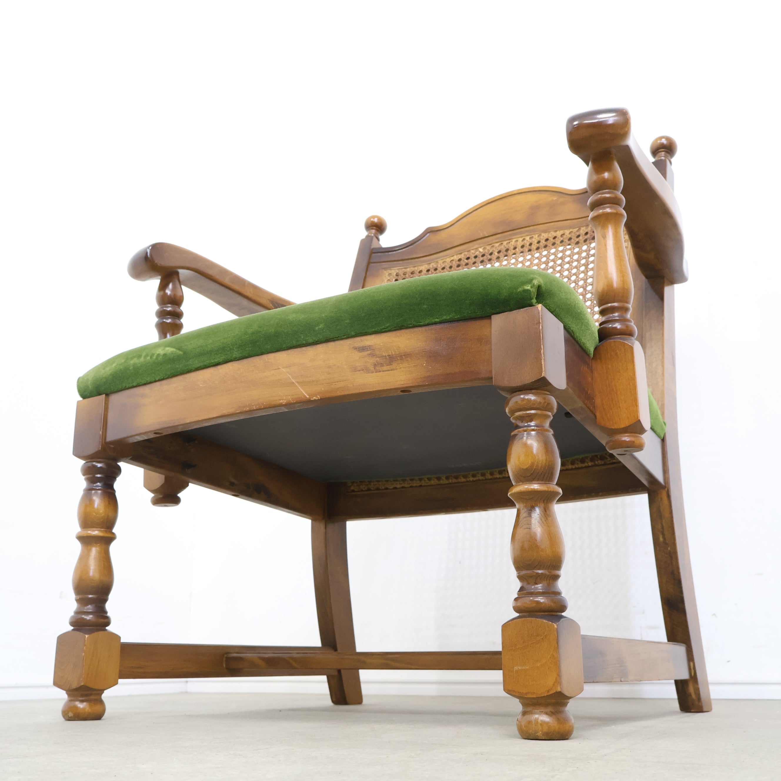 オールドカリモクのアームチェア No.1 – バナルオンラインショップ