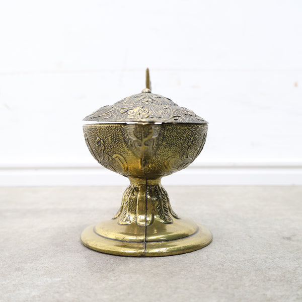 イタリア製ザマック素材のオイルランプ風小物入れ