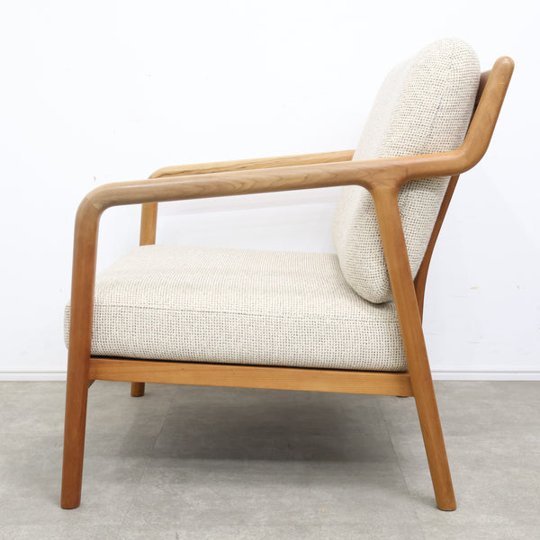 宮崎椅子製作所 「pepe」1人掛けソファ