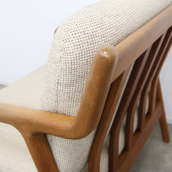 宮崎椅子製作所 「pepe」1人掛けソファ