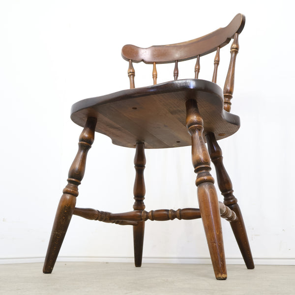 飛騨産業 キツツキマークのダイニングチェア No.1