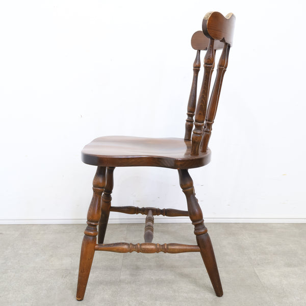 飛騨産業 キツツキマークのダイニングチェア No.1