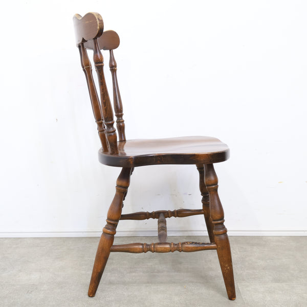 飛騨産業 キツツキマークのダイニングチェア No.1