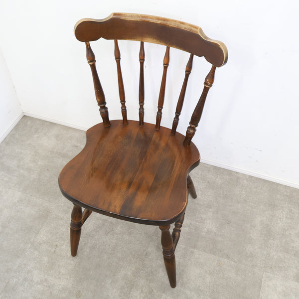 飛騨産業 キツツキマークのダイニングチェア No.2