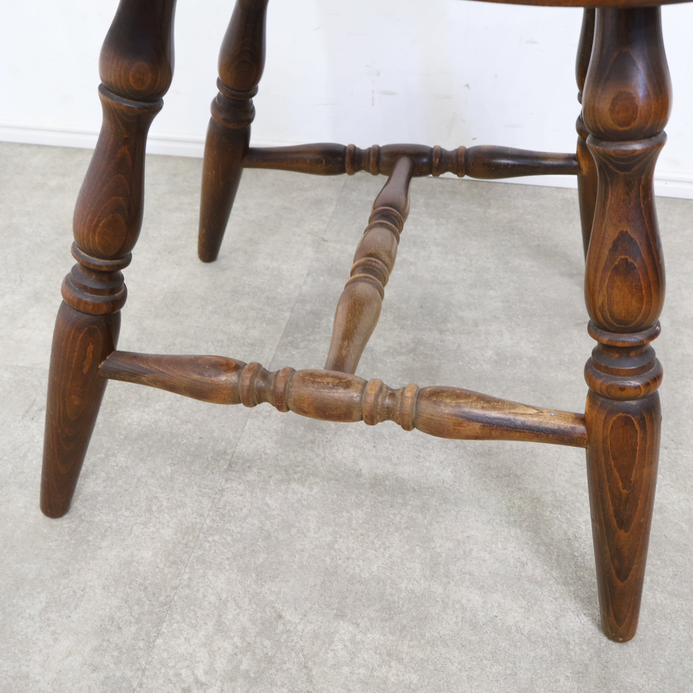 飛騨産業 キツツキマークのダイニングチェア No.2 – バナルオンライン