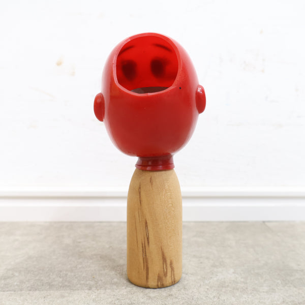 ユーモラスなキャラクターのボトルオープナー