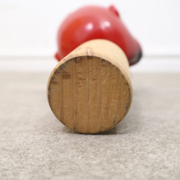 ユーモラスなキャラクターのボトルオープナー