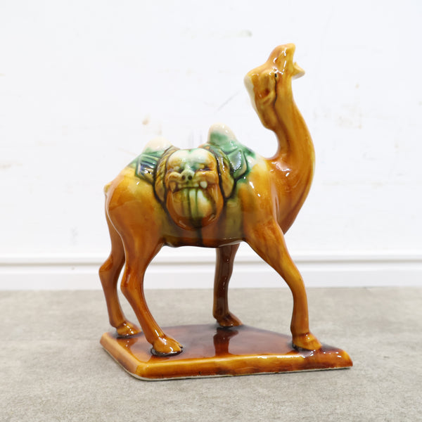 ラクダのオブジェ