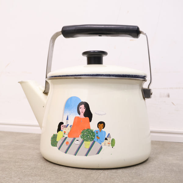 レトロなイラストのホーロー製ケトル