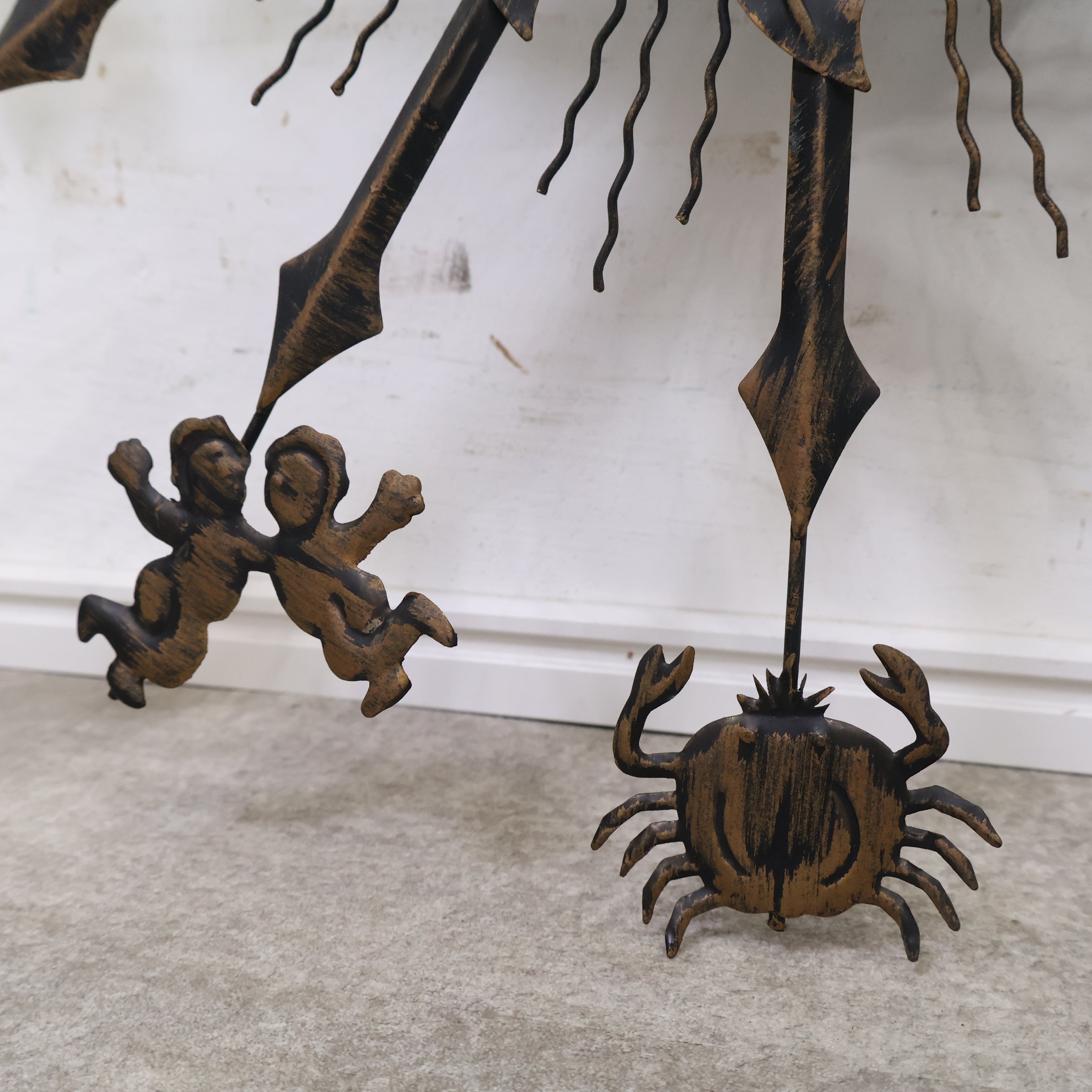 太陽と12星座の壁掛けオブジェ 真鍮製 – バナルオンラインショップ