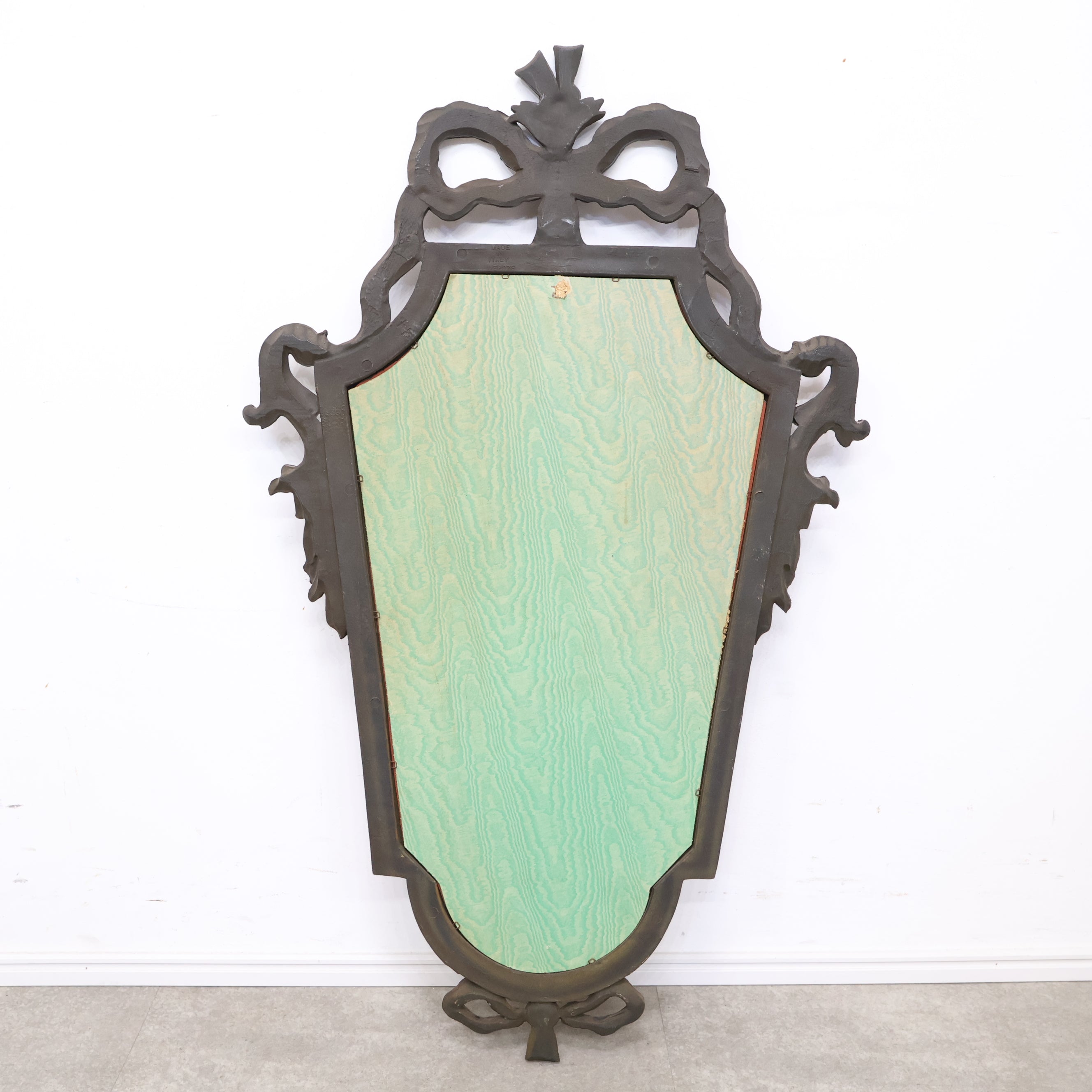 アンティーク調のイタリア製ウォールミラー – バナルオンライン