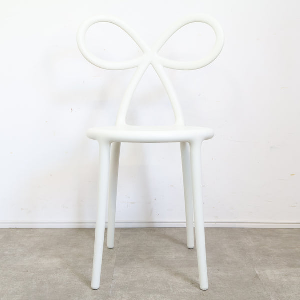 Qeeboo Nika Zupanc RIBBON CHAIR リボンチェア