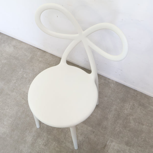 Qeeboo Nika Zupanc RIBBON CHAIR リボンチェア