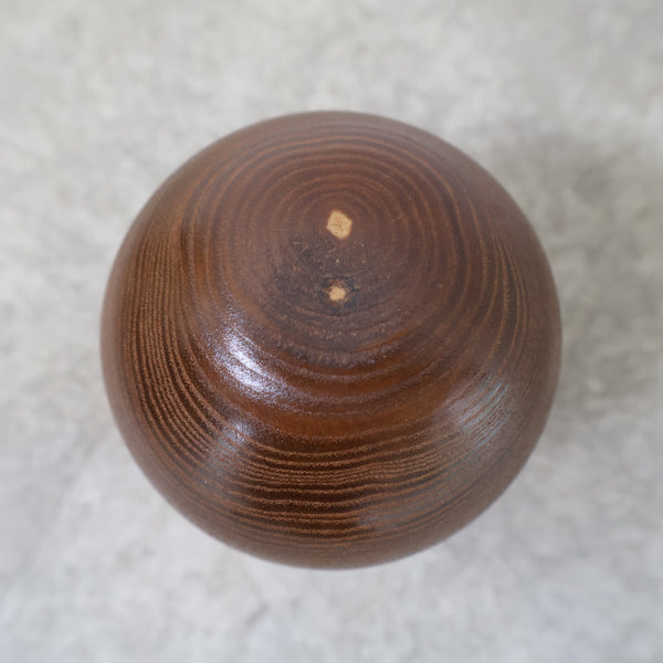 きのこモチーフの木製オブジェ