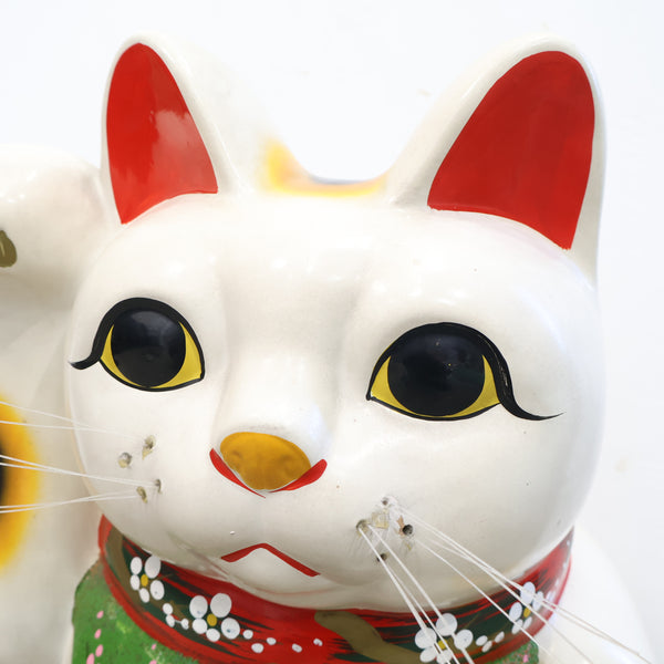 特大！高さ約41cmの招き猫の貯金箱