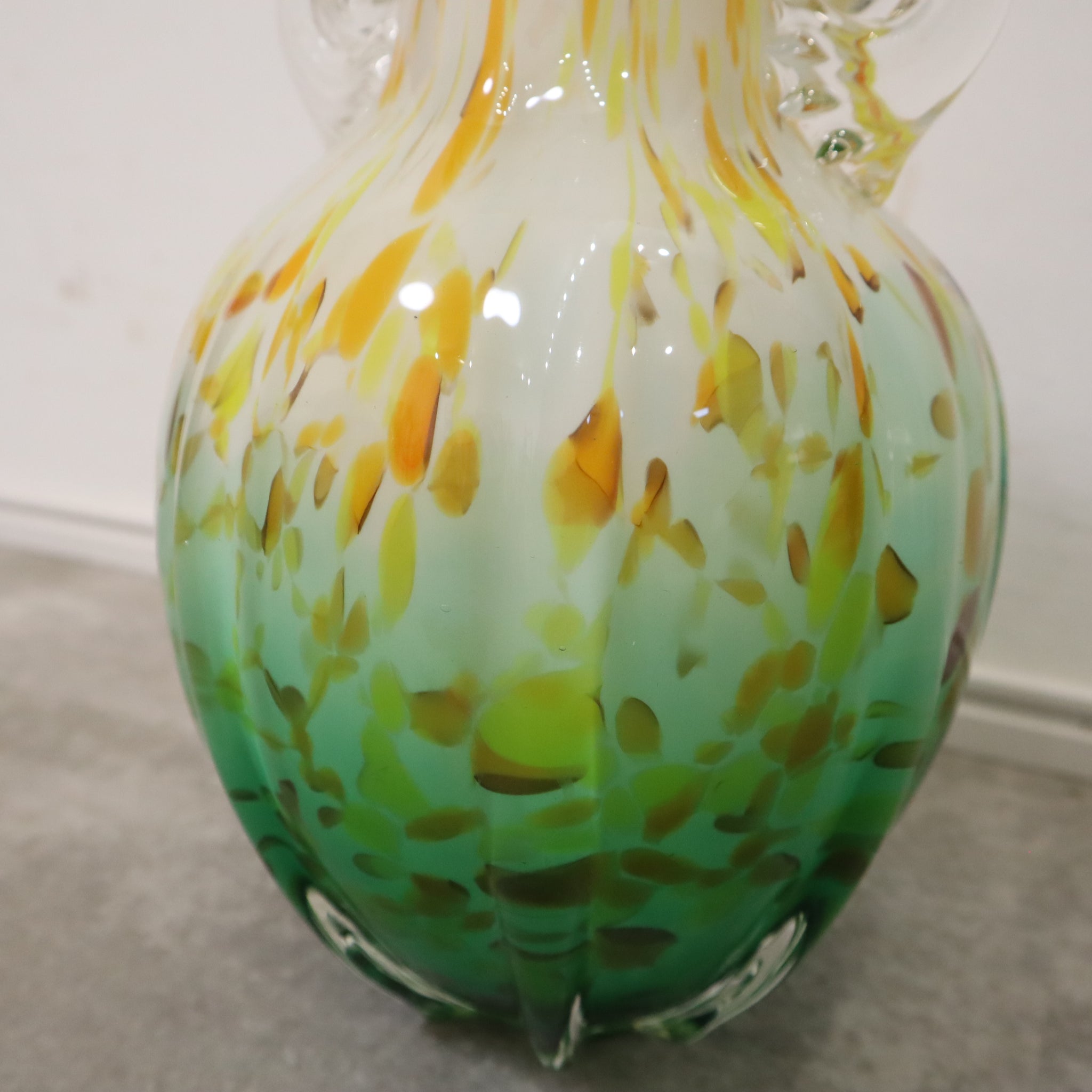 YC7443 カメイガラス 花瓶 マーブル 白 茶 KAMEI GLASS 花器 花びん 花入れ オブジェ インテリア アンティーク(花瓶)｜売買されたオークション情報、yahooの商品情報をアーカイブ公開  - オークファ 花瓶