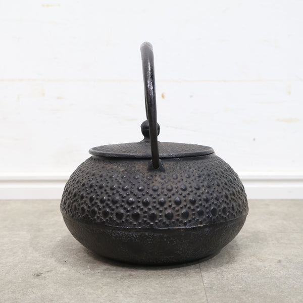 「南部鉄器」の鉄瓶 No.2
