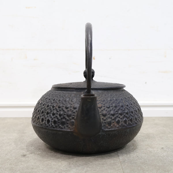 「南部鉄器」の鉄瓶 No.2