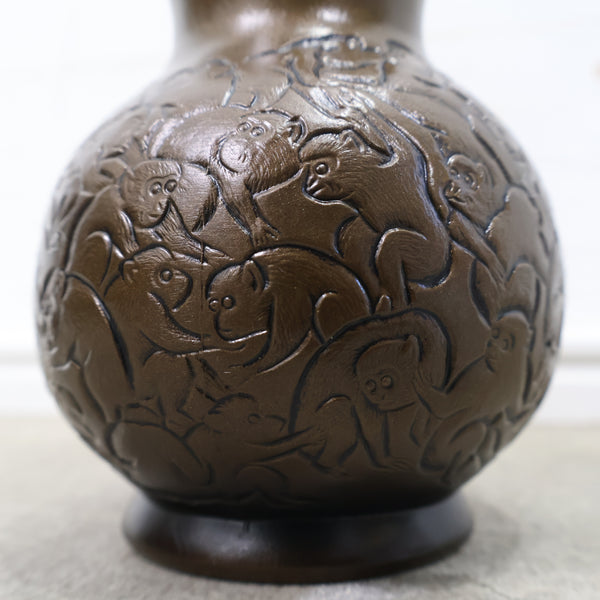 さる柄の花瓶・花器