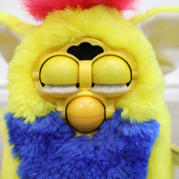 カラフルな初代ファービー