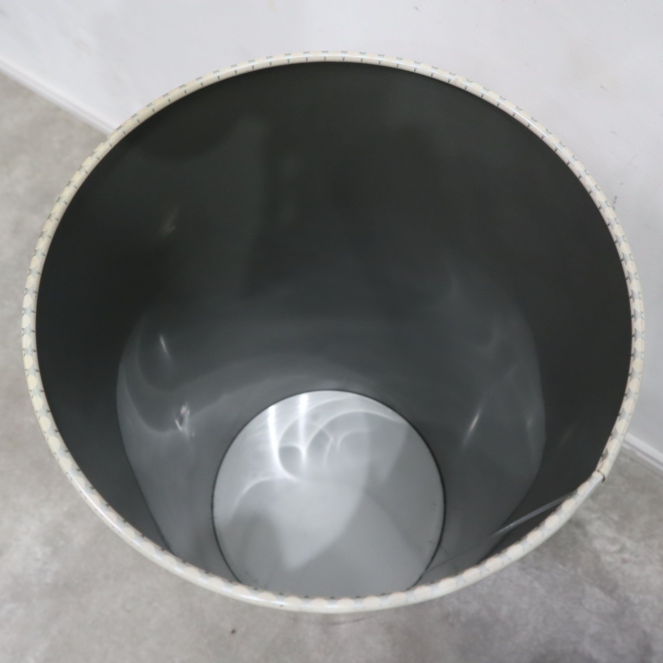 セブンスターのダストボックス・ゴミ箱 – バナルオンラインショップ