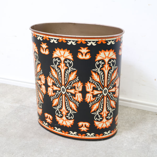 レトロな缶のゴミ箱