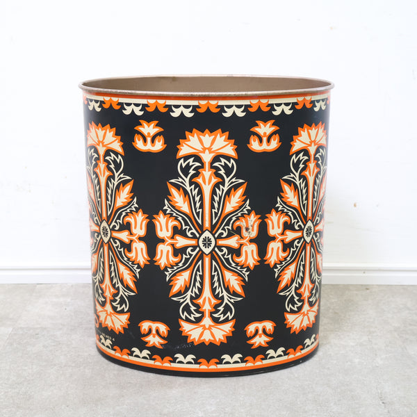 レトロな缶のゴミ箱