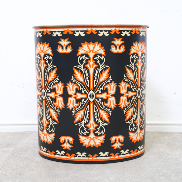 レトロな缶のゴミ箱