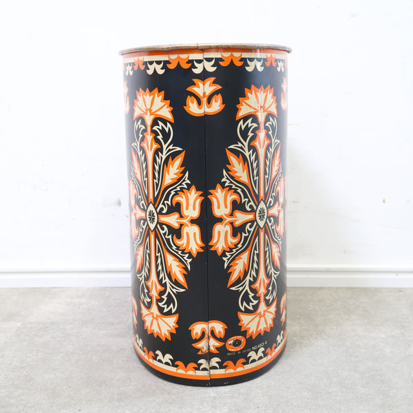 レトロな缶のゴミ箱