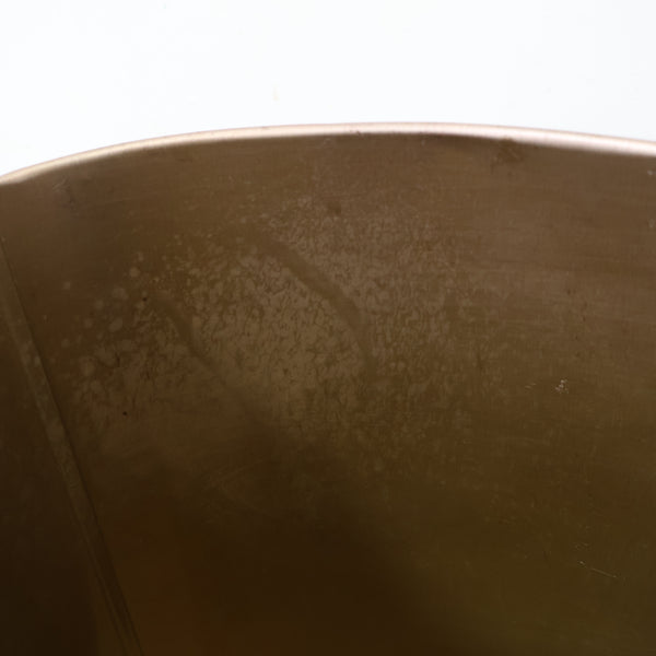 レトロな缶のゴミ箱