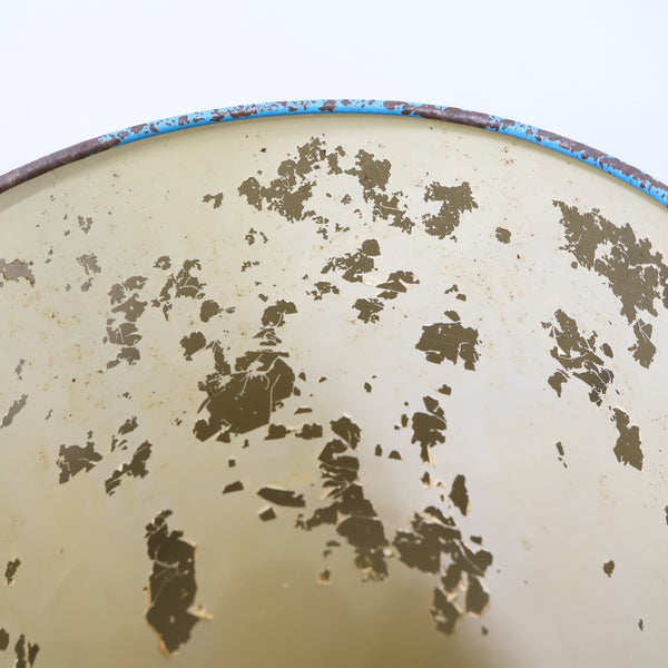 ヨット柄のゴミ箱缶