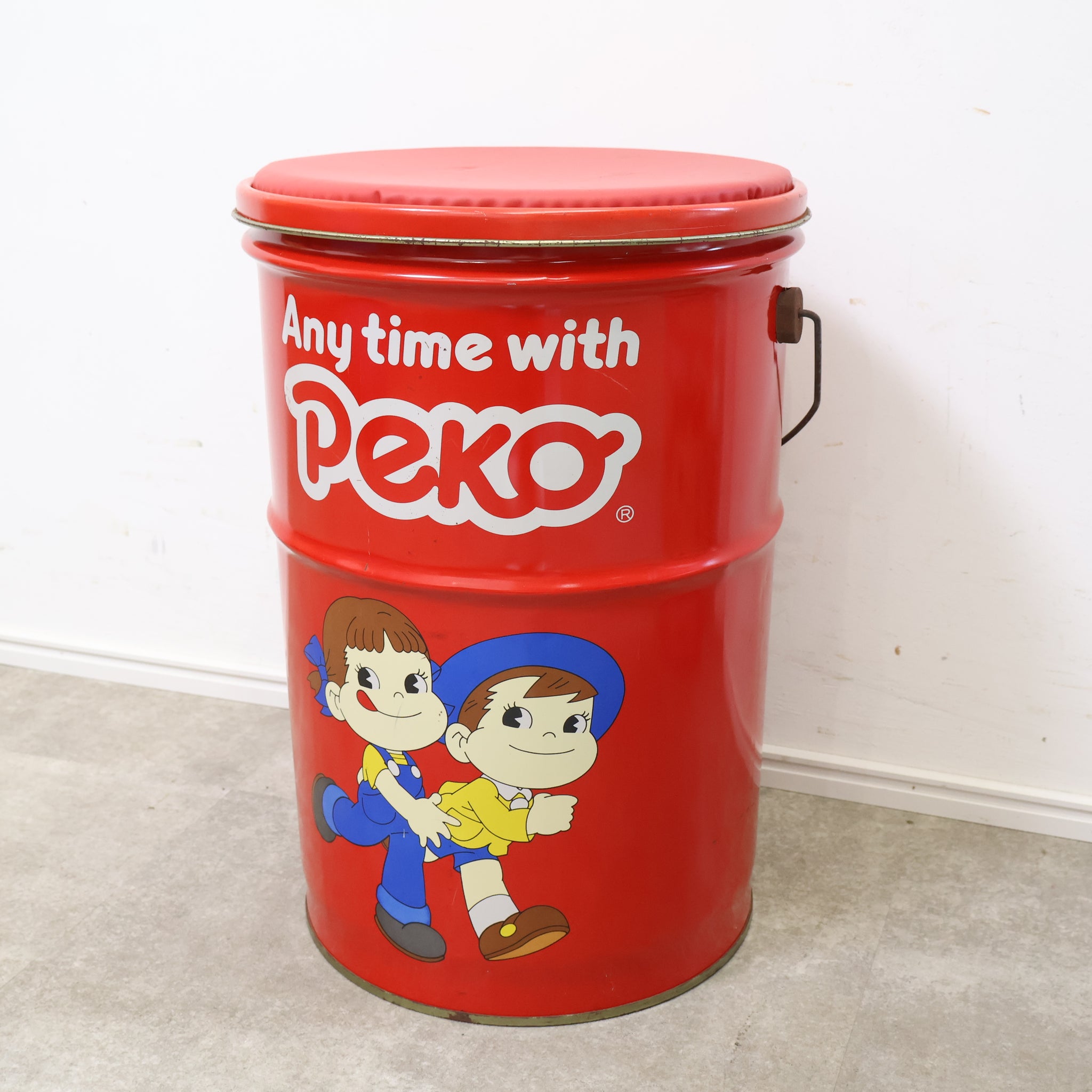 当時物！ぺこちゃんの缶スツール・小物入れ – バナルオンライン