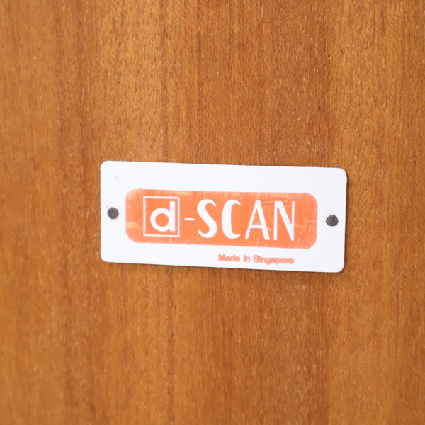 d-SCANの伸長式ダイニングテーブル