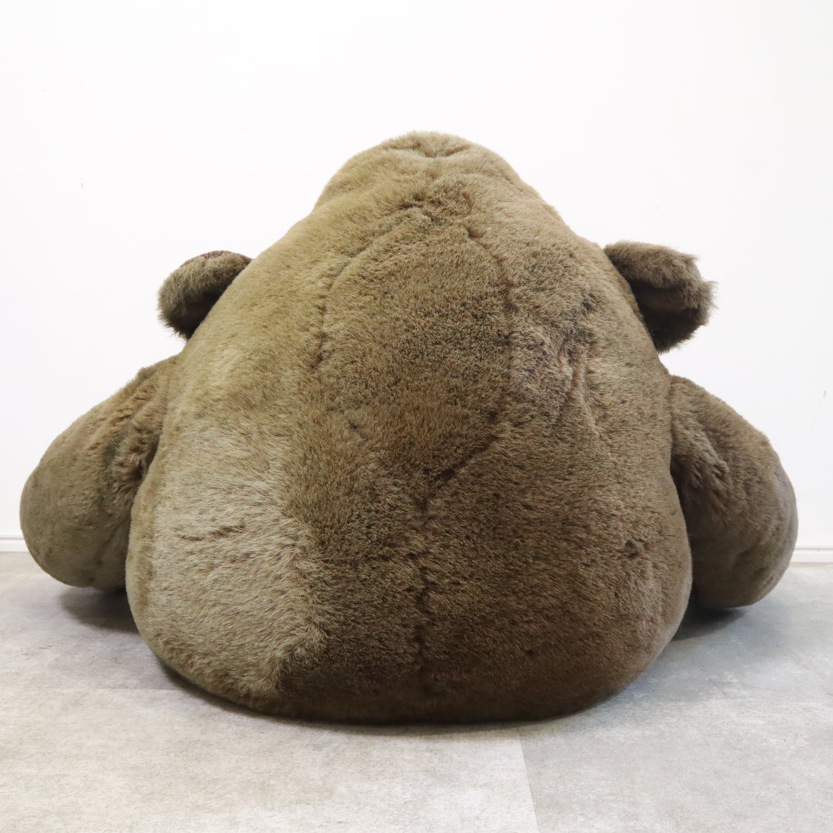 超ジャンボサイズ！ヴィンテージ！ゴリラのぬいぐるみ ｜バナル